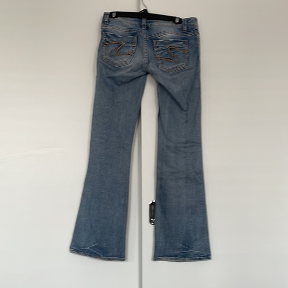 Silver Jeans - Picture 2 of 2